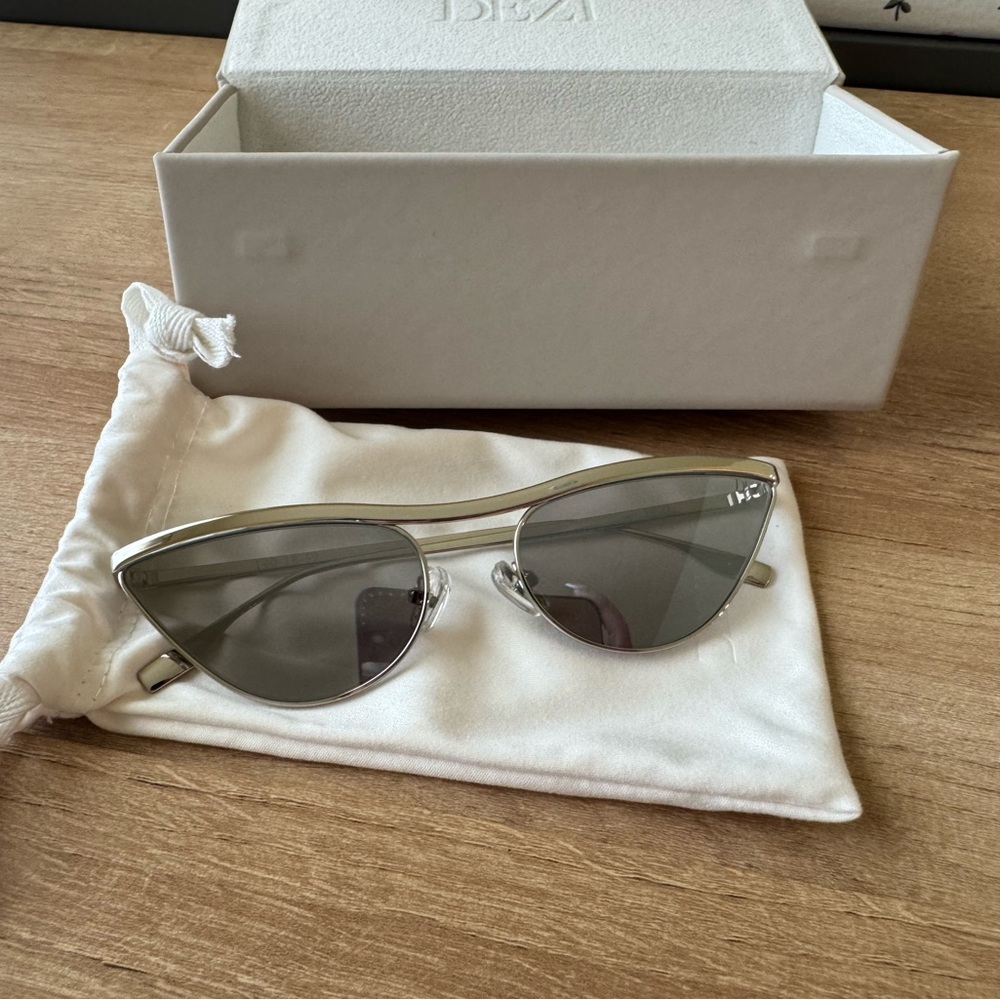 DEZI Sunglasses